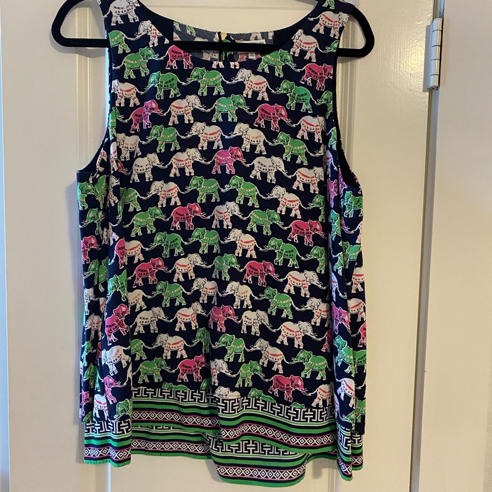 Summer top Crown Ivy brand. Navy blue with elephants pattern large size.